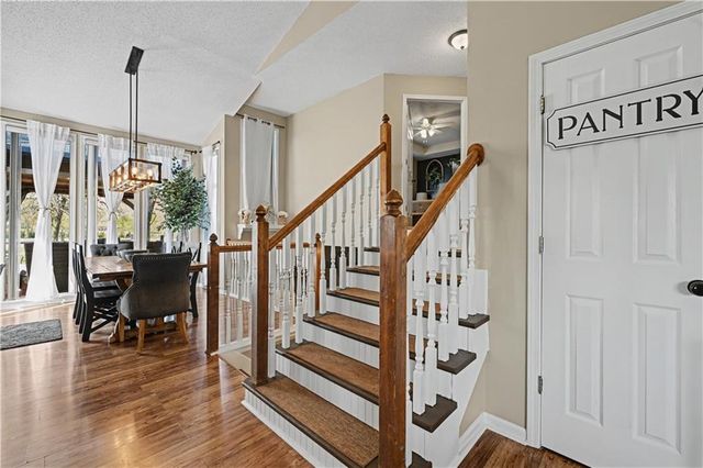 25000 Pflumm Road, Louisburg, KS 66053