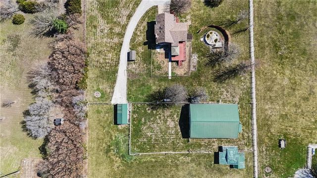 25000 Pflumm Road, Louisburg, KS 66053