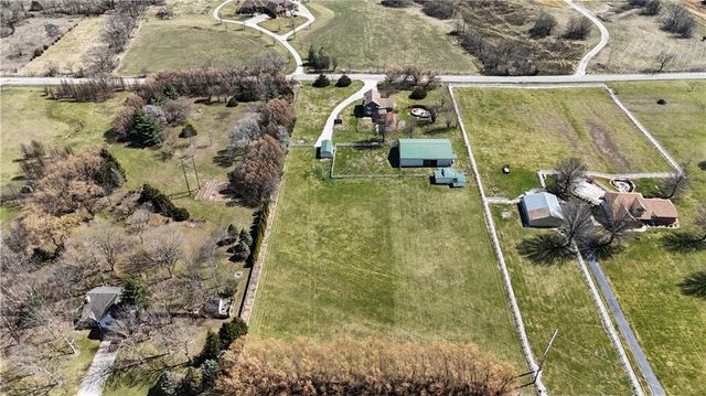 25000 Pflumm Road, Louisburg, KS 66053