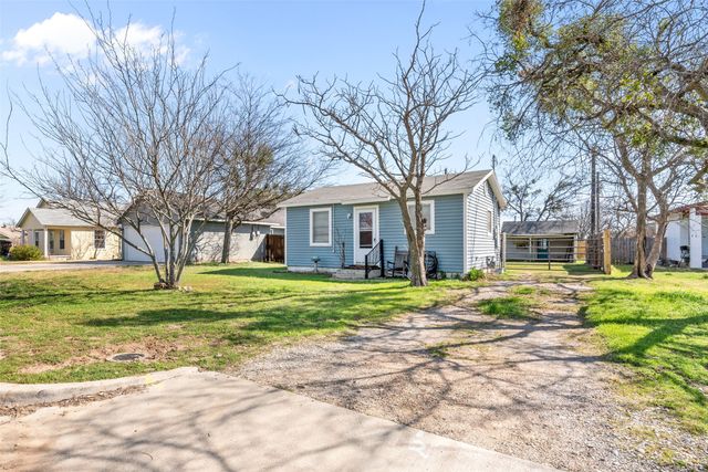 1231 W Bishop Street, Weatherford, TX 76086