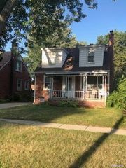 4457 Grindley Park Street, Dearborn Heights, MI 48125