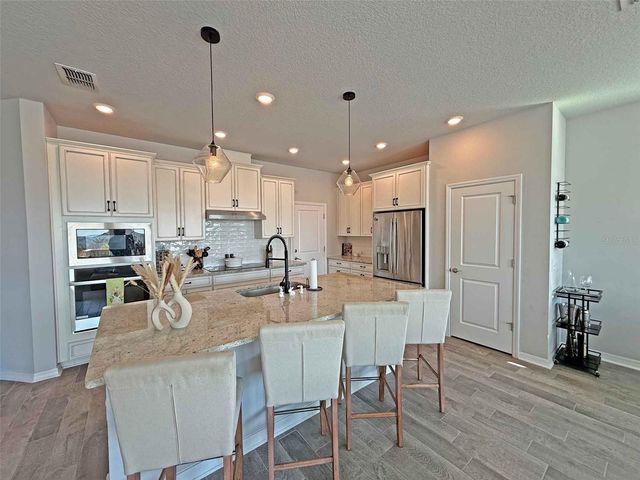 13329 MAGNOLIA VALLEY DRIVE, Clermont, FL 34711