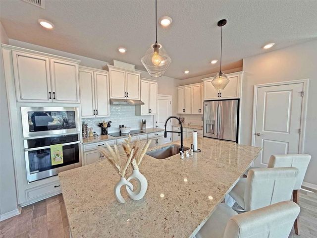 13329 MAGNOLIA VALLEY DRIVE, Clermont, FL 34711