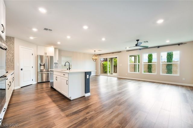 9686 Langden Brook Street, Las Vegas, NV 89178