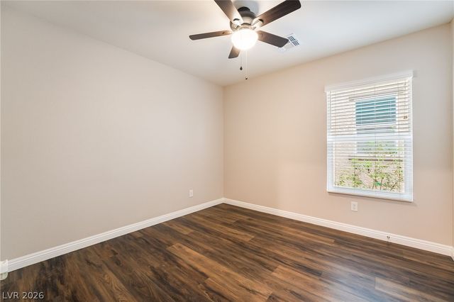 9686 Langden Brook Street, Las Vegas, NV 89178