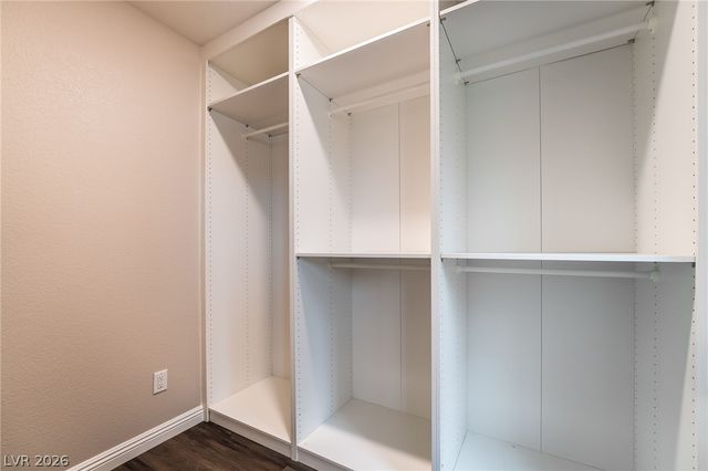 9686 Langden Brook Street, Las Vegas, NV 89178