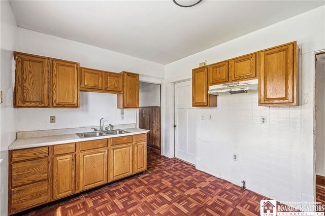 123 Courtland Avenue, Buffalo, NY 14215