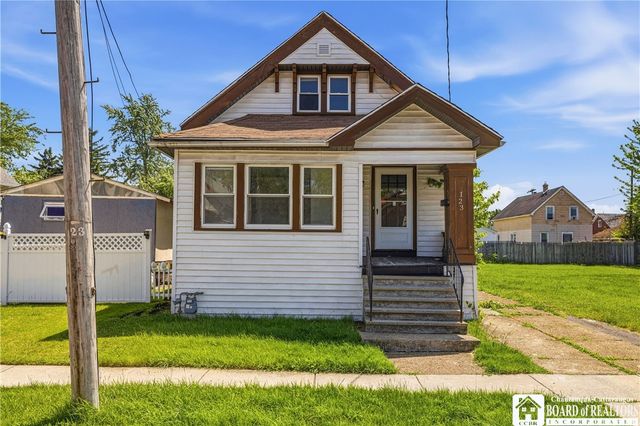 123 Courtland Avenue, Buffalo, NY 14215