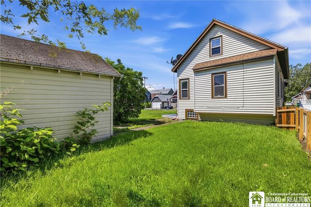 123 Courtland Avenue, Buffalo, NY 14215