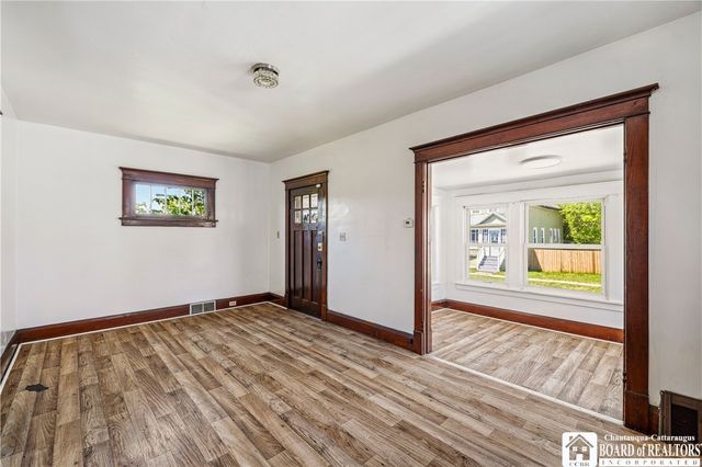 123 Courtland Avenue, Buffalo, NY 14215