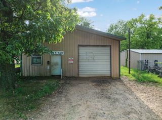 701 N Main Street, Paris, TX 75460
