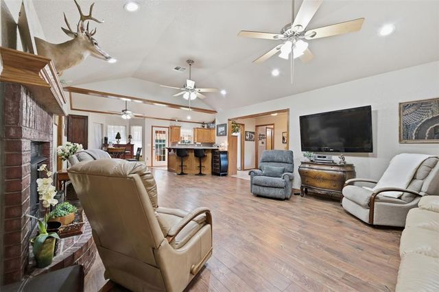 506 Summer Creek Road, Blanchard, OK 73010