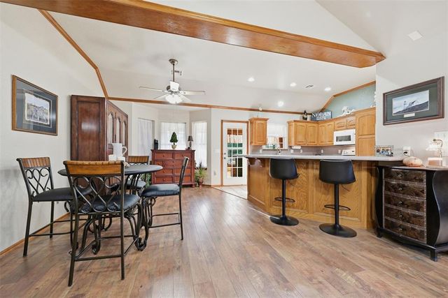 506 Summer Creek Road, Blanchard, OK 73010