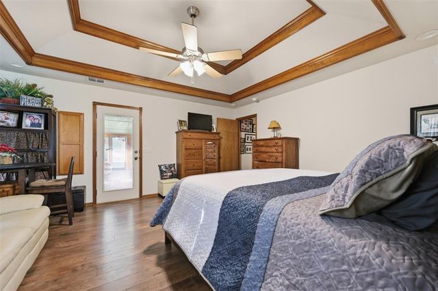 506 Summer Creek Road, Blanchard, OK 73010