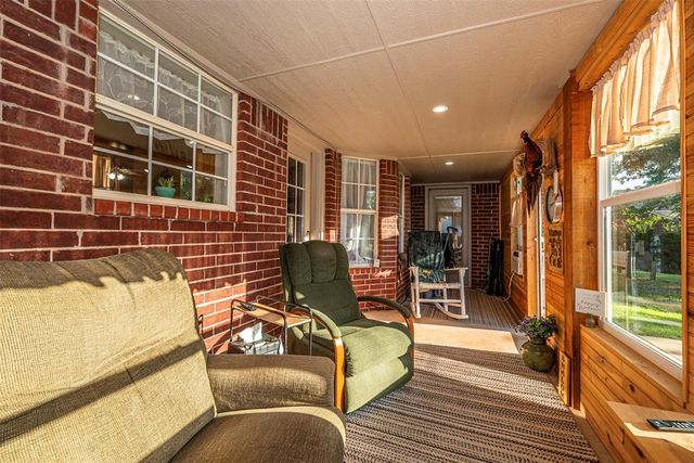 506 Summer Creek Road, Blanchard, OK 73010