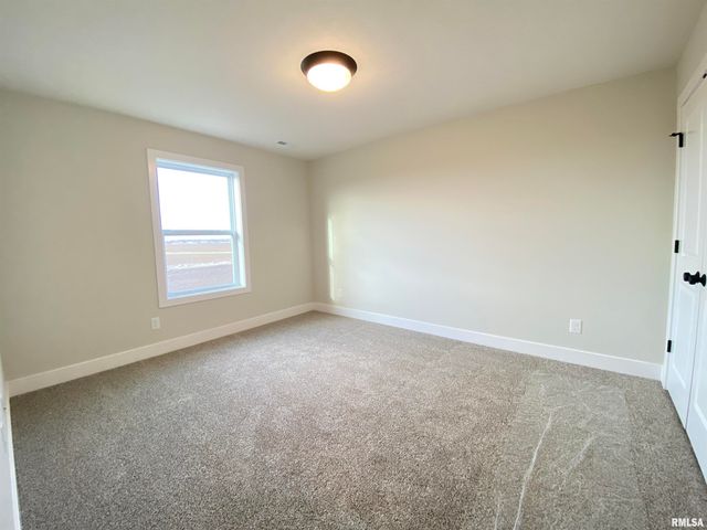 421 Hodges Court, Chatham, IL 62629