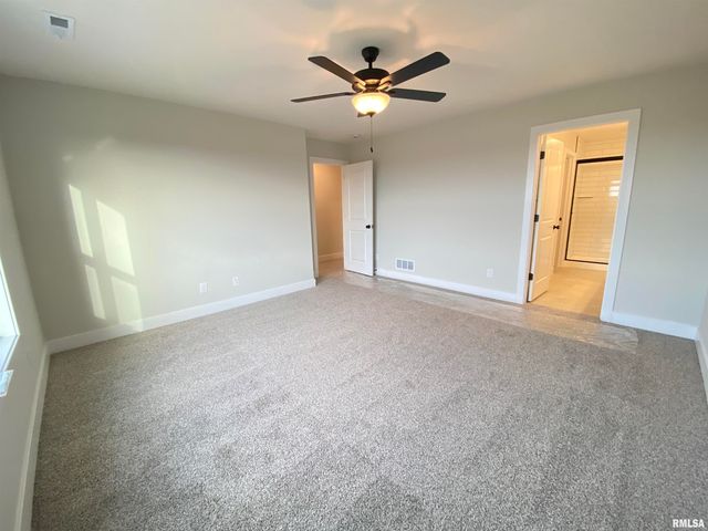 421 Hodges Court, Chatham, IL 62629