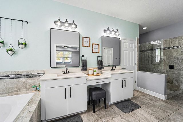 21827 SOUTHERN CHARM DRIVE, Land O Lakes, FL 34637