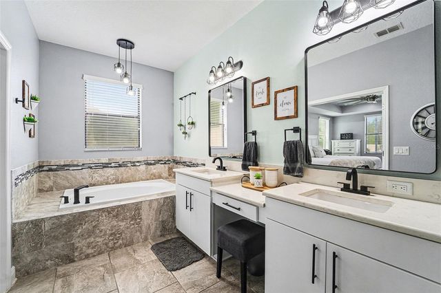 21827 SOUTHERN CHARM DRIVE, Land O Lakes, FL 34637