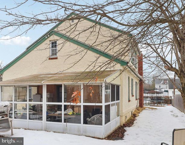 285 WATSON AVE, Hamilton, NJ 08610