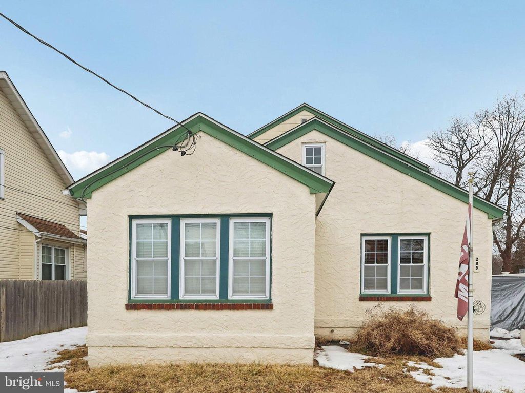 285 WATSON AVE, Hamilton, NJ 08610