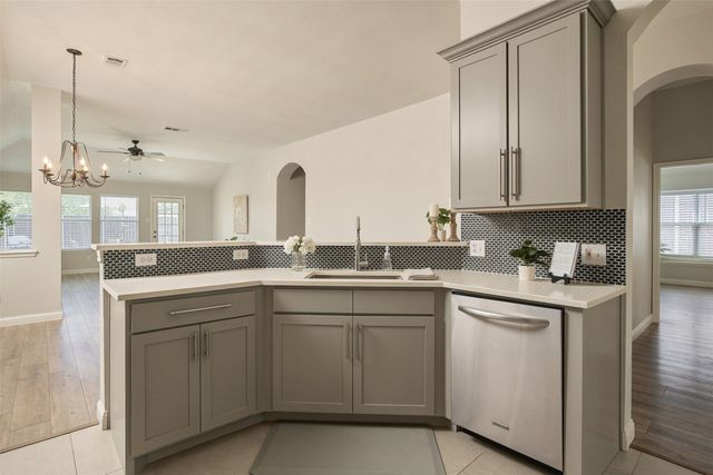 6880 Longhorn Trail, Frisco, TX 75034