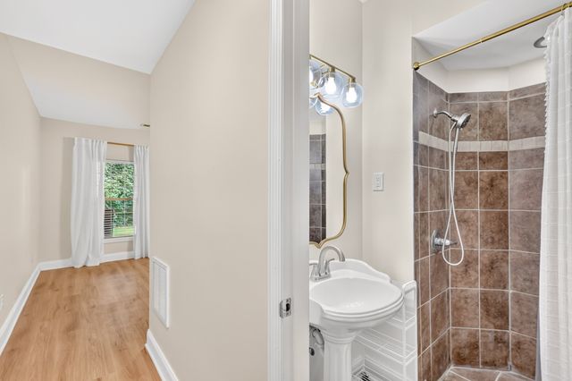 131 Carriage Ct, Brentwood, TN 37027