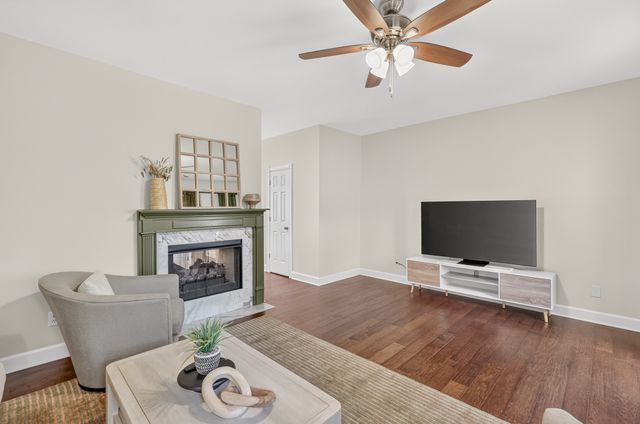 131 Carriage Ct, Brentwood, TN 37027