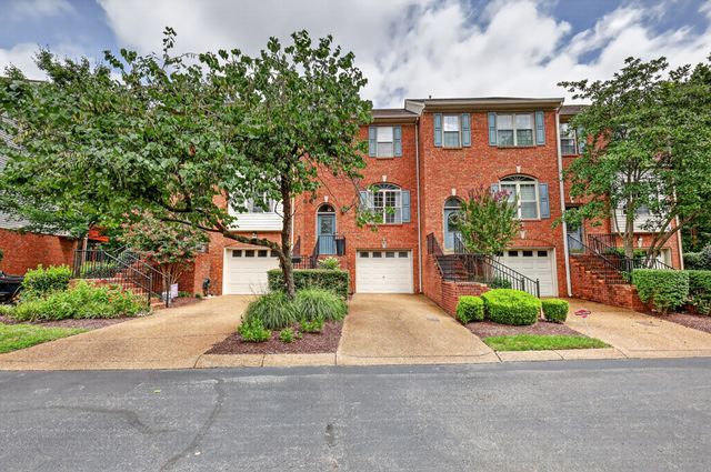 131 Carriage Ct, Brentwood, TN 37027