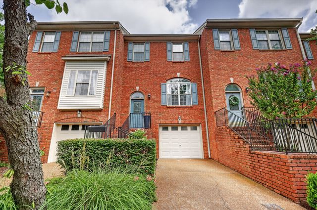 131 Carriage Ct, Brentwood, TN 37027