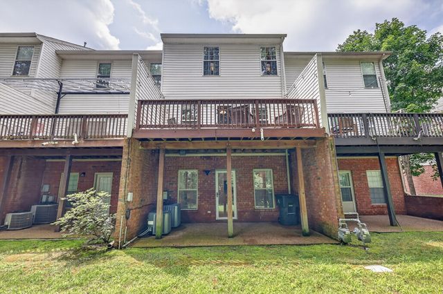 131 Carriage Ct, Brentwood, TN 37027