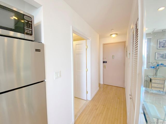143-26 41st Avenue 9C, Flushing, NY 11355