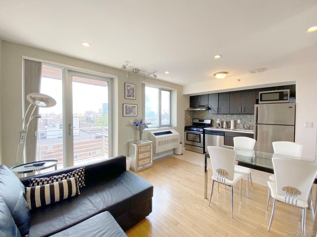 143-26 41st Avenue 9C, Flushing, NY 11355