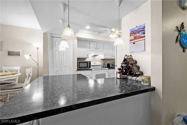 1203 SW 48th TER 201, Cape Coral, FL 33914