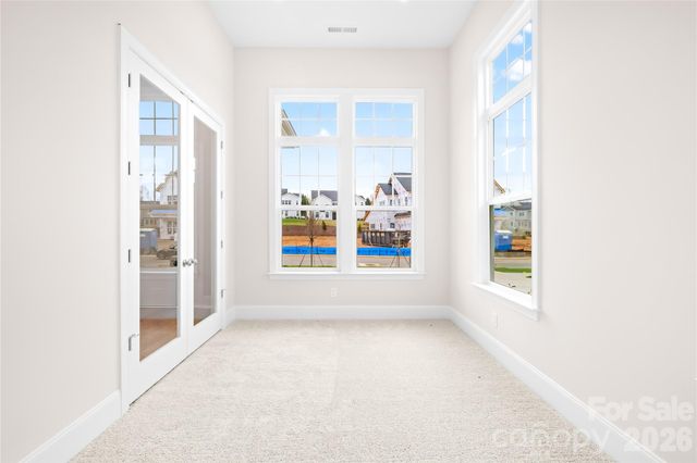 15718 SWEET VIRGINIA Lane 56, Huntersville, NC 28078