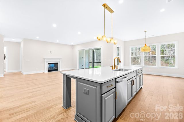 15718 SWEET VIRGINIA Lane 56, Huntersville, NC 28078