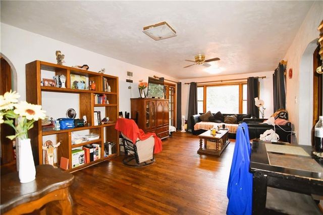 7200 E 102nd Street, Kansas City, MO 64134