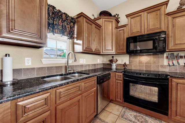 129 Hackberry Lane, Branson, MO 65616