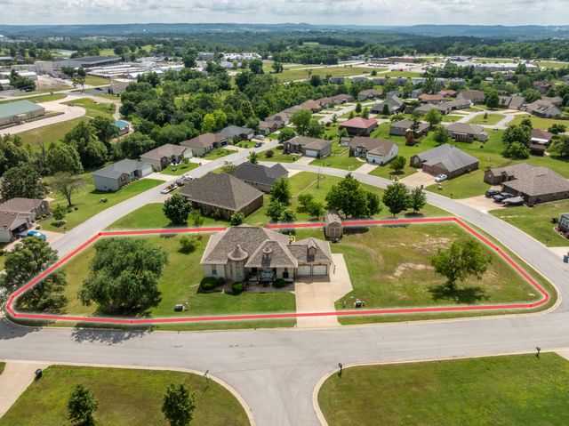 129 Hackberry Lane, Branson, MO 65616