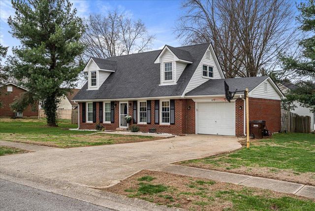 515 Berlin Drive, Versailles, KY 40383