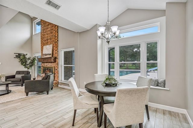 904 Layfair Place, Friendswood, TX 77546