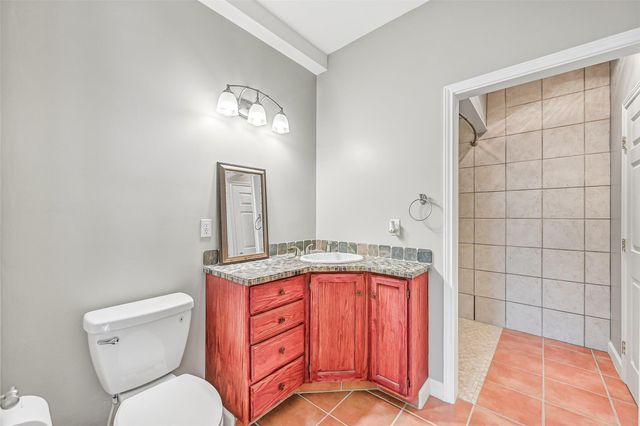 904 Layfair Place, Friendswood, TX 77546