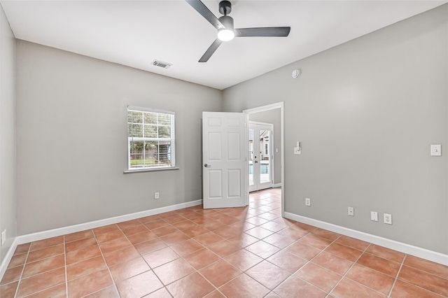 904 Layfair Place, Friendswood, TX 77546