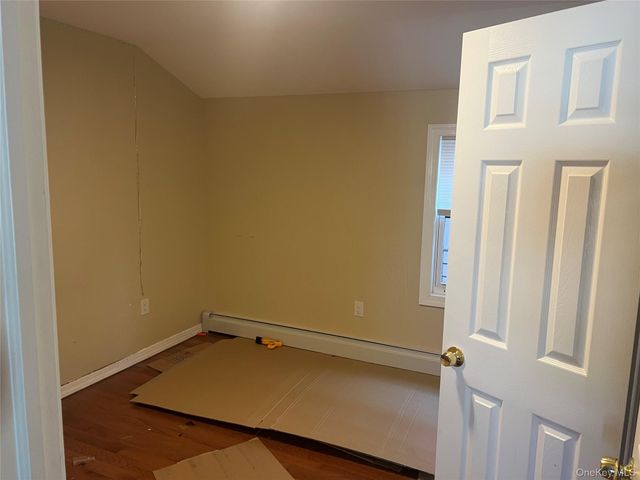 18920 117th Road, Saint Albans, NY 11412
