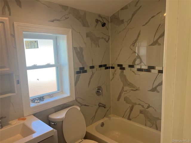 18920 117th Road, Saint Albans, NY 11412