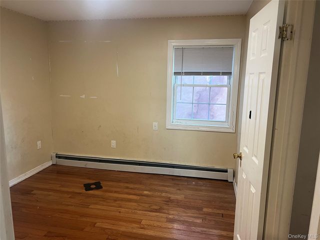 18920 117th Road, Saint Albans, NY 11412