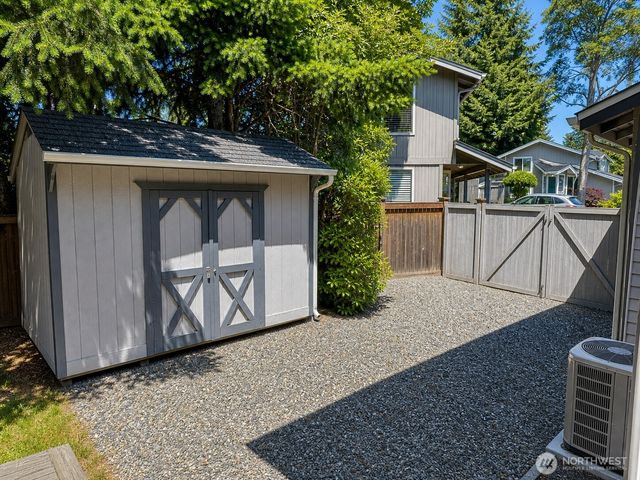 9829 59th Street Ct W, University Place, WA 98467
