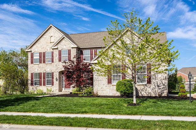 13896 Twin Lakes Circle E, Carmel, IN 46074