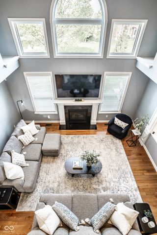 13896 Twin Lakes Circle E, Carmel, IN 46074