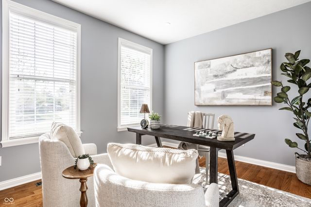 13896 Twin Lakes Circle E, Carmel, IN 46074
